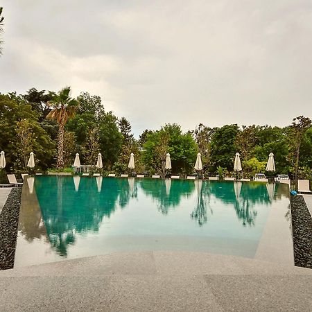 Sea Flats With Parking And Pool In Azur Residence Saints Constantine and Helena Ngoại thất bức ảnh