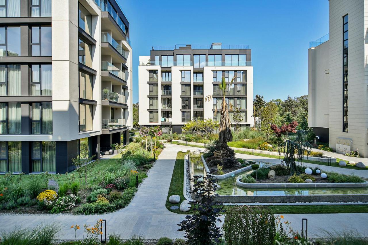 Sea Flats With Parking And Pool In Azur Residence Saints Constantine and Helena Ngoại thất bức ảnh